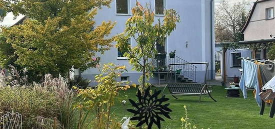 Einfamilienhaus mit wunderschönem, großzügigen Garten in Rückmarsdorf zu vermieten!