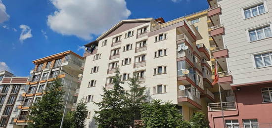 ETLİKTE CADDE ÜSTÜ ASANSÖRLÜ BAĞIMSIZ SATILIK 3+1 DAİRE