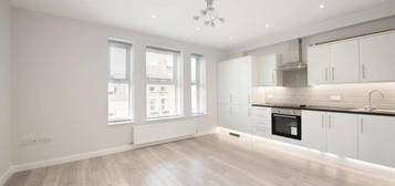 Maisonette to rent in Upper Clapton Road, London E5