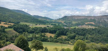 A vendre Maison de Village avec Terrain