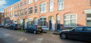 Johannes Camphuysstraat 13