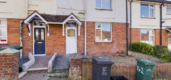 Terraced house to rent in Coombe Road, Brighton BN2