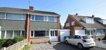 4 bed semi-detached house to rent