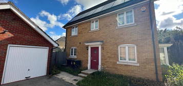 3 bedroom detached house