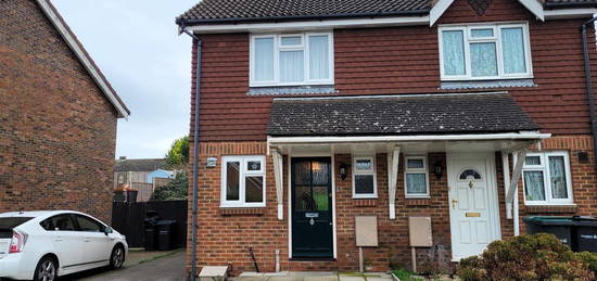 Semi-detached house to rent in Richmond Drive, Gravesend DA12