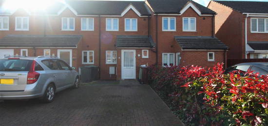 Terraced house to rent in Cromer Road, Finedon, Wellingborough NN9