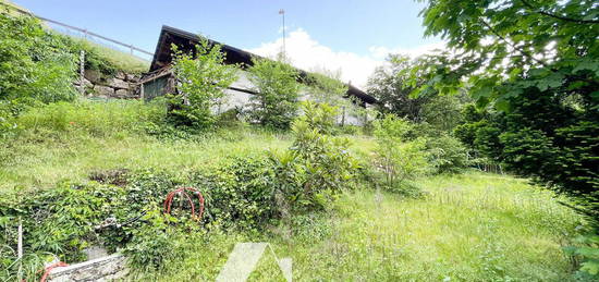 Casa con terreno a Roveré della Luna