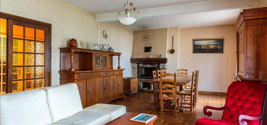 Maison  à vendre, 5 pièces, 4 chambres, 135 m²