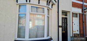 2 bedroom terraced house