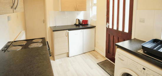 4 bedroom terraced house