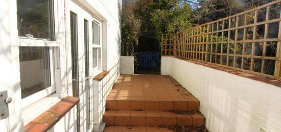 2 bedroom semi-detached house