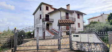 Villa con terreno