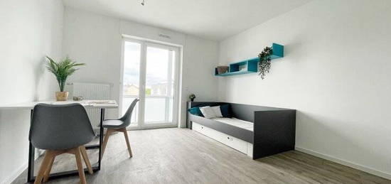 Modern möbliertes 1 Zimmer Apartment mit Balkon, W-Lan und TG-Stellplatz