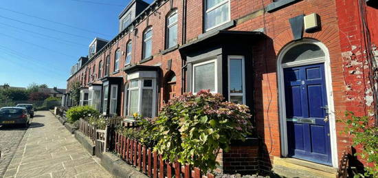 4 bedroom terraced house