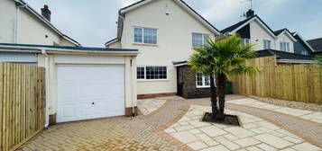 4 bedroom detached house