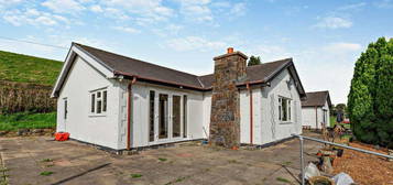 6 bedroom detached bungalow for sale