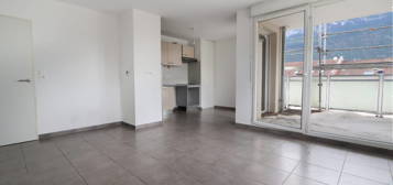 Appartement  à vendre, 3 pièces, 2 chambres, 70 m²