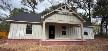 116 Clay St, Water Valley, MS 38965