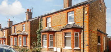 3 bedroom semi-detached house