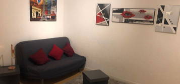 Studio meublé 429 euros dispo de suite