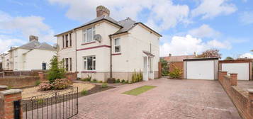 3 bed semi-detached house for sale