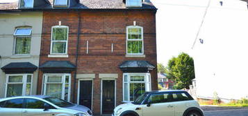 3 bedroom terraced house