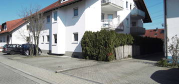 3 Zimmer Erdgeschosswohnung mit Terrasse und Stellplatz in ruhiger Wohngegend