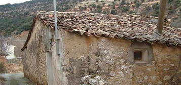 Chalet en calle Alta de la Iglesia en Castejón de Henares