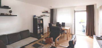 24_EI6663 Neuwertige 2,5-Zimmer-Eigentumswohnung mit Südwest-Loggia / Regensburg - Ost