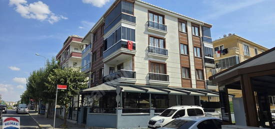 8 KASIM MAHALLESİ NAZİF BALKAN CADDESİ EŞYALI KİRALIK 2+1 DAİRE