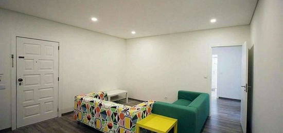 Quarto perto do INL e Universidade