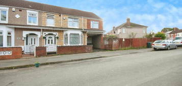 5 bedroom semi-detached house for sale