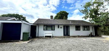 Bungalow to rent in Morgay Wood Lane, Three Oaks, Hastings TN35