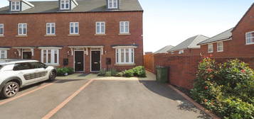 3 bed detached house for sale