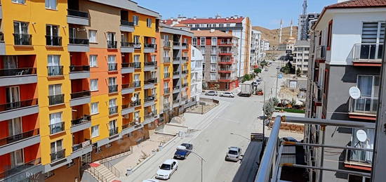 KİRALIK APART DAİRE 3+0 RMZ GRUP GAYRİMENKUL