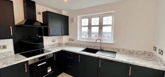 2 bed flat for sale