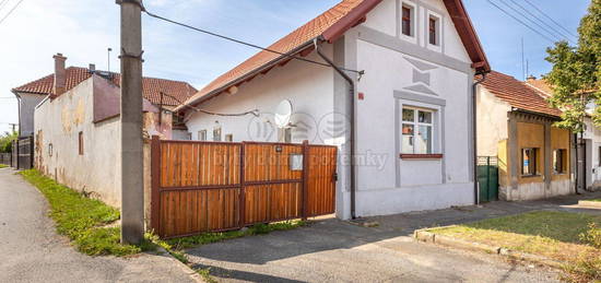 Prodej  rodinného domu 100 m², pozemek 198 m²