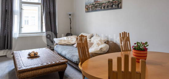 Pronájem bytu 3+kk 79 m², Polská, Praha