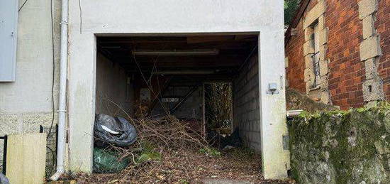 Petite maison à vendre