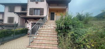 Villa a schiera via Lombardia 270/F, Vergato