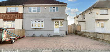 4 bedroom semi-detached house for sale