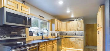 106 S 2nd St, Elk River, ID 83827