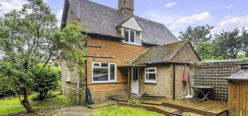 Cottage to rent in Tot Hill, Headley, Surrey KT18