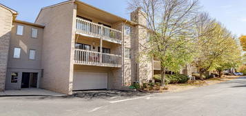 4125 Browns Ln Unit 104, Louisville, KY 40220