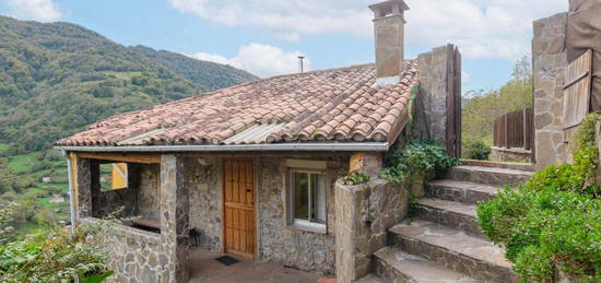 Casa o chalet en venta en Lugar Lugar Enfistiella, Aller