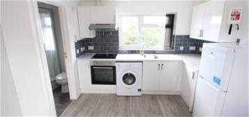 Studio to rent in Cathays Terrace, Cathays, Cardiff CF24