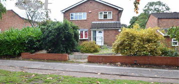 4 bed detached house for sale