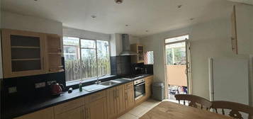 4 bedroom terraced house