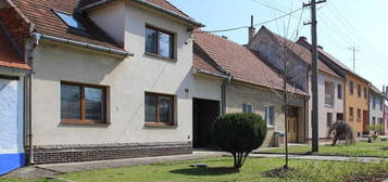 Dům, 224 m², Hrubá Vrbka, 696 73