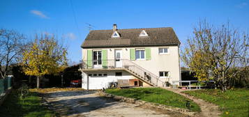 Maison au calme en impasse à Epervans